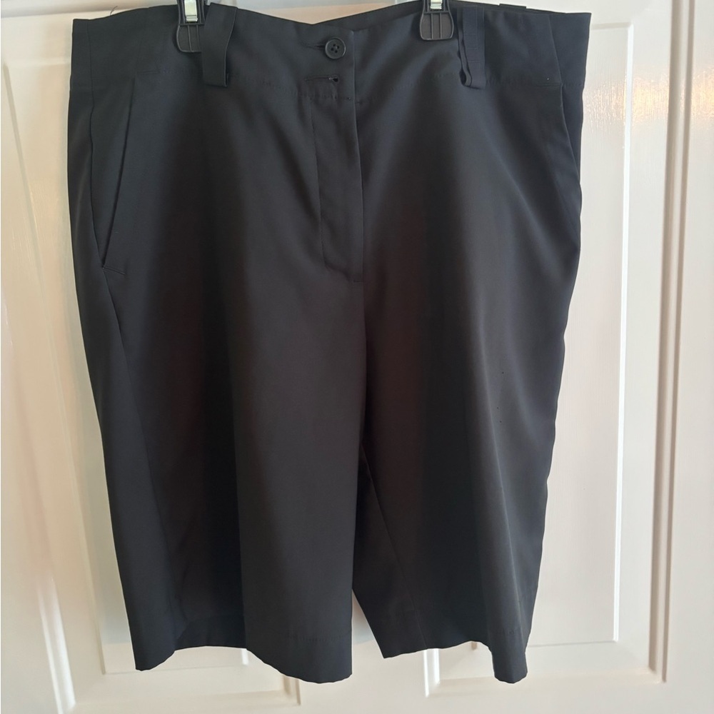 Nike Golf Fit Dry Black Shorts Women’s Size 8 Medium